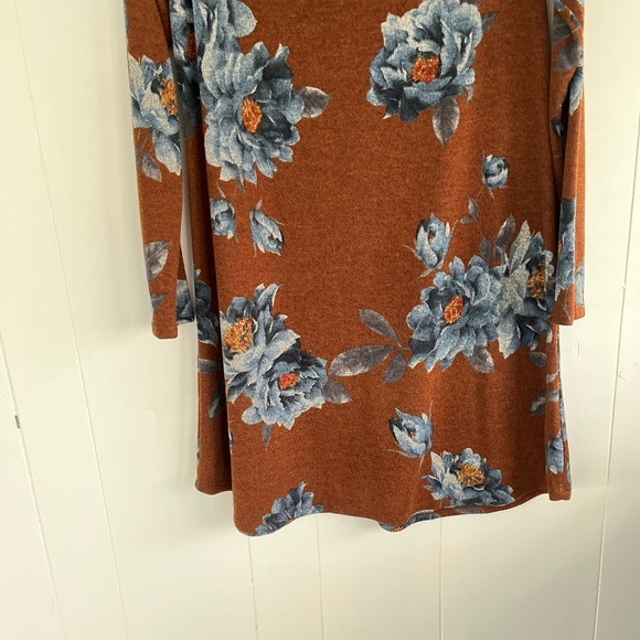 NEW Andree by Unit Brown Sweater Dress Blue Floral Cowl Neck Buttons Size L - Picture 5 of 15